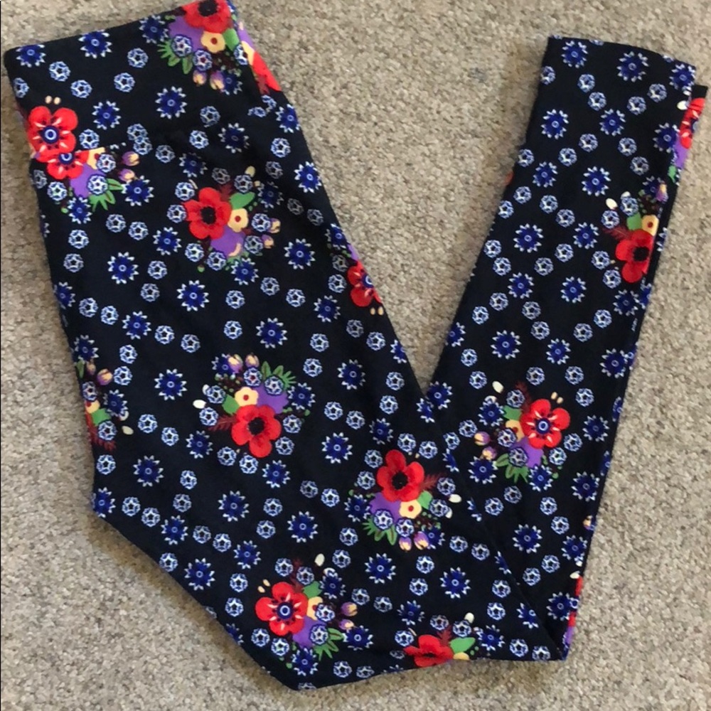 LuLaRoe Floral Leggings 🌺